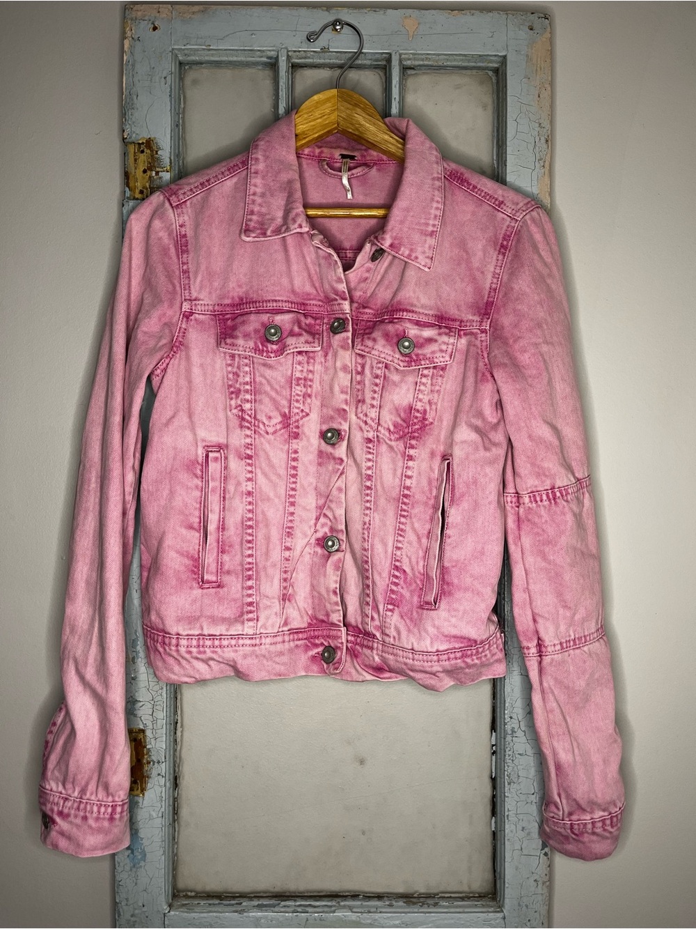 Free People We The Free Rumors Pink Acid Wash Denim Jean Jacket XS